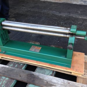 Pre-owned Grizzley 24" Slip Roll-Stock #UG399